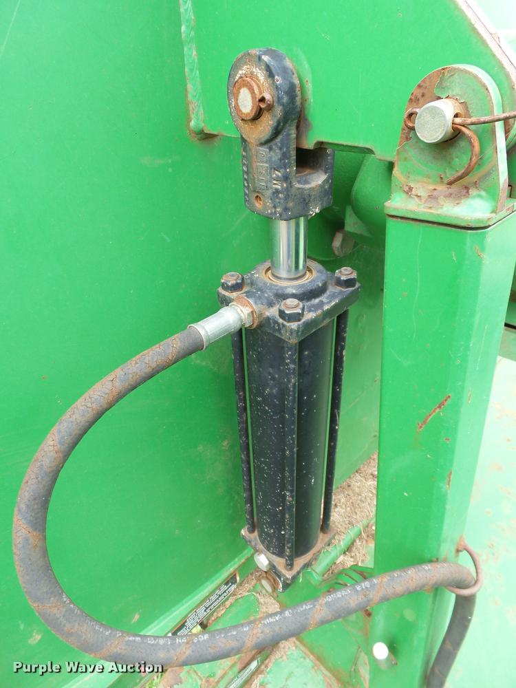 image for item DB4034 2009 John Deere CX15 Flex-Wing rotary mower