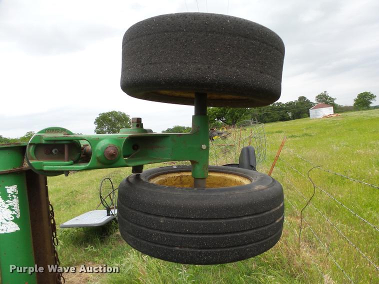 image for item DB4034 2009 John Deere CX15 Flex-Wing rotary mower