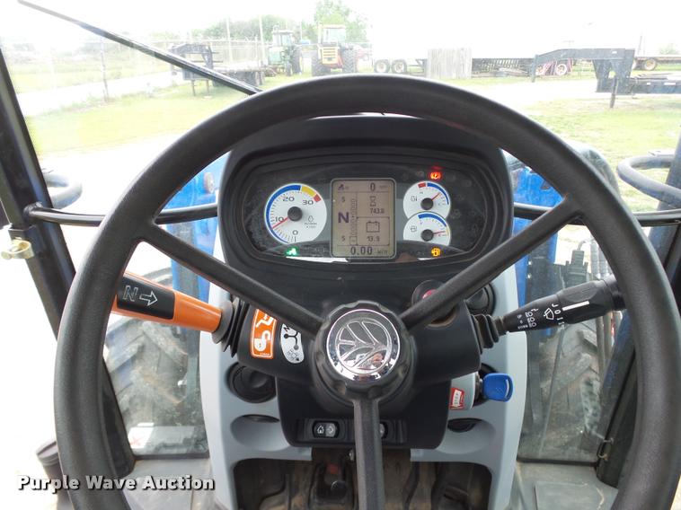 image for item DB4719 2014 New Holland T5.115 Electro Command MFWD tractor