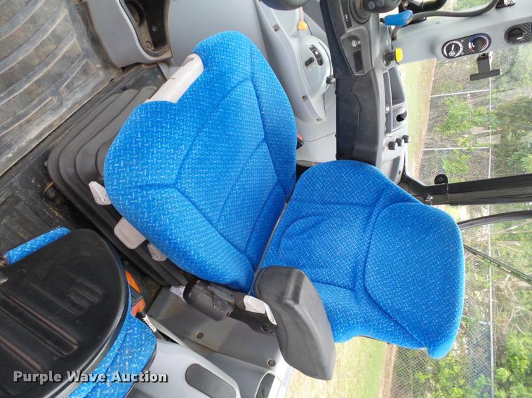 image for item DB4719 2014 New Holland T5.115 Electro Command MFWD tractor