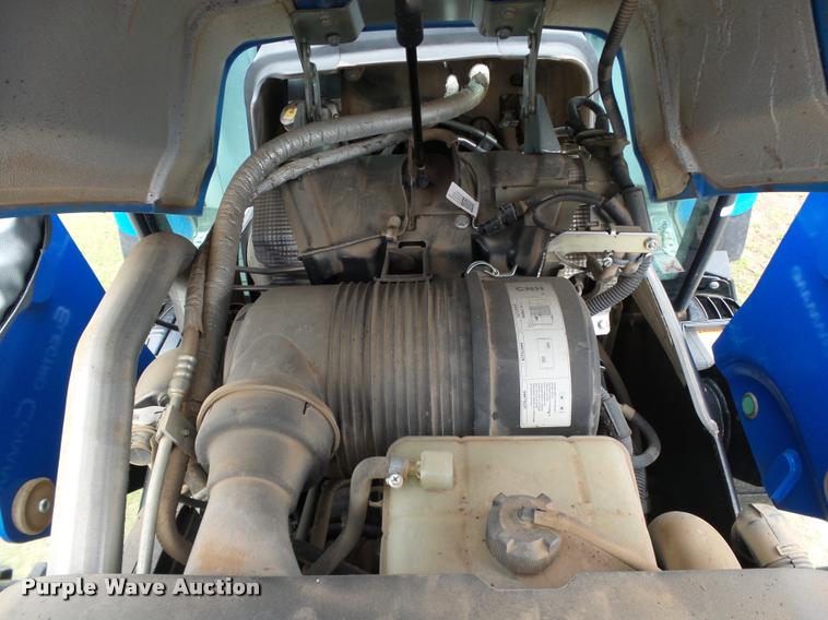 image for item DB4719 2014 New Holland T5.115 Electro Command MFWD tractor