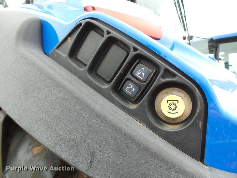 image for item DB4719 2014 New Holland T5.115 Electro Command MFWD tractor