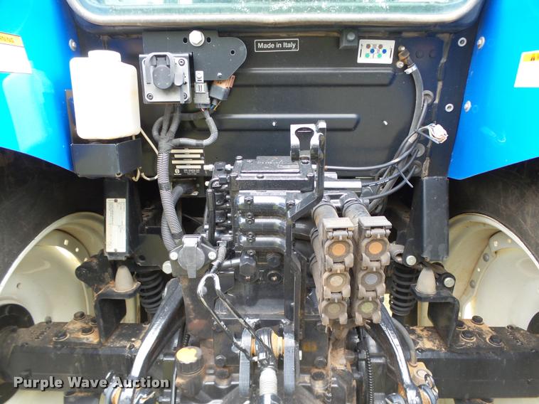 image for item DB4719 2014 New Holland T5.115 Electro Command MFWD tractor