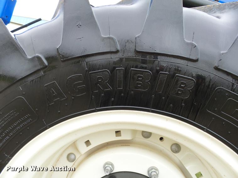 image for item DB4719 2014 New Holland T5.115 Electro Command MFWD tractor