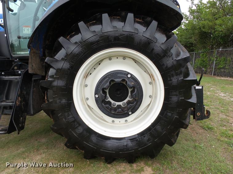 image for item DB4719 2014 New Holland T5.115 Electro Command MFWD tractor