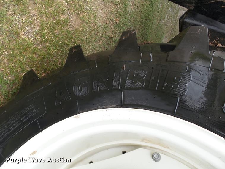 image for item DB4719 2014 New Holland T5.115 Electro Command MFWD tractor