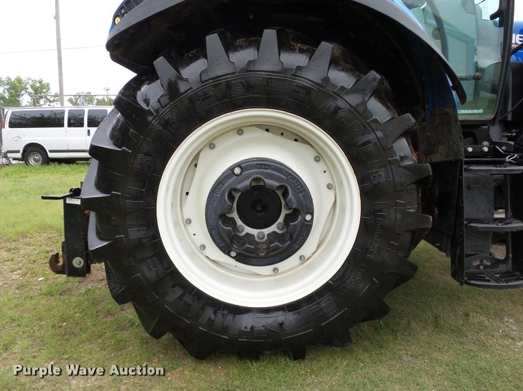 image for item DB4719 2014 New Holland T5.115 Electro Command MFWD tractor