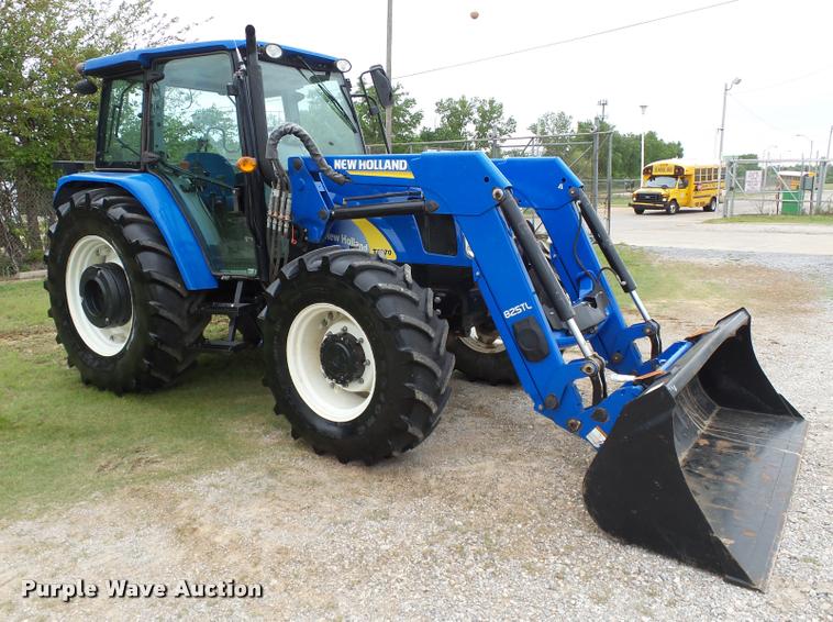 image for item DB4721 2012 New Holland T5070 MFWD tractor