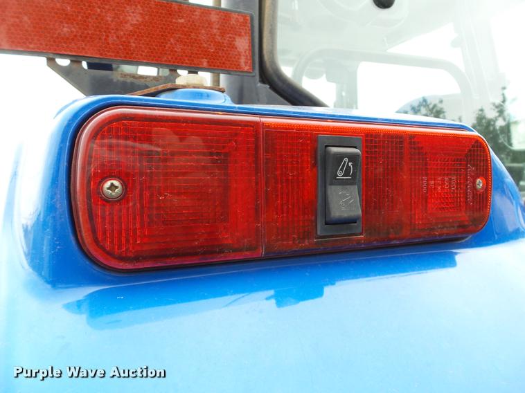 image for item DB4721 2012 New Holland T5070 MFWD tractor