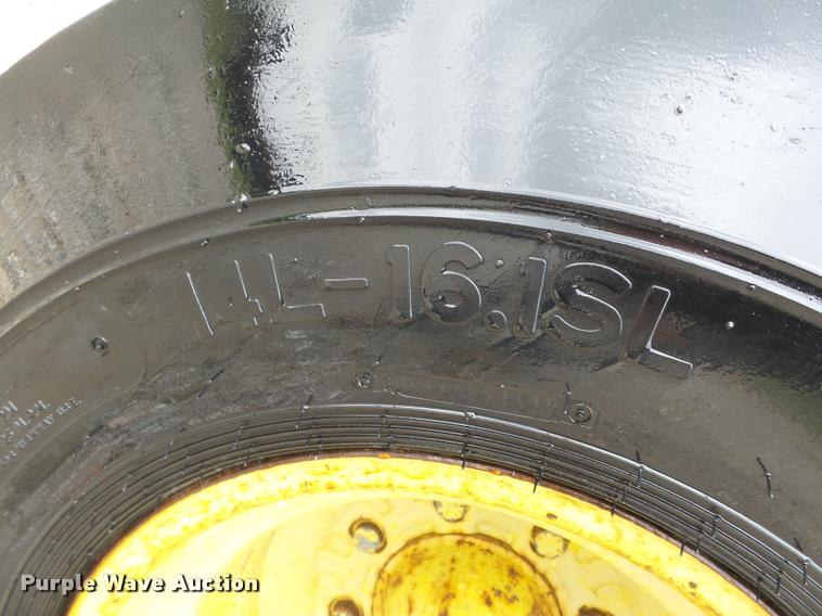 image for item DB4722 1974 John Deere 4630 tractor