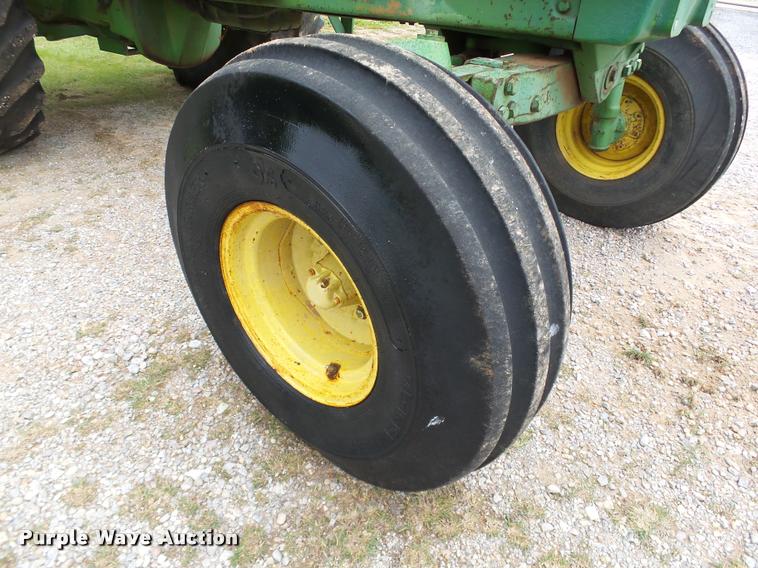 image for item DB4722 1974 John Deere 4630 tractor