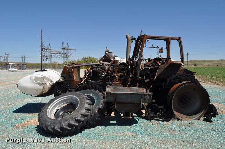 image for item DC6458 2003 Case IH MX285 MFWD tractor