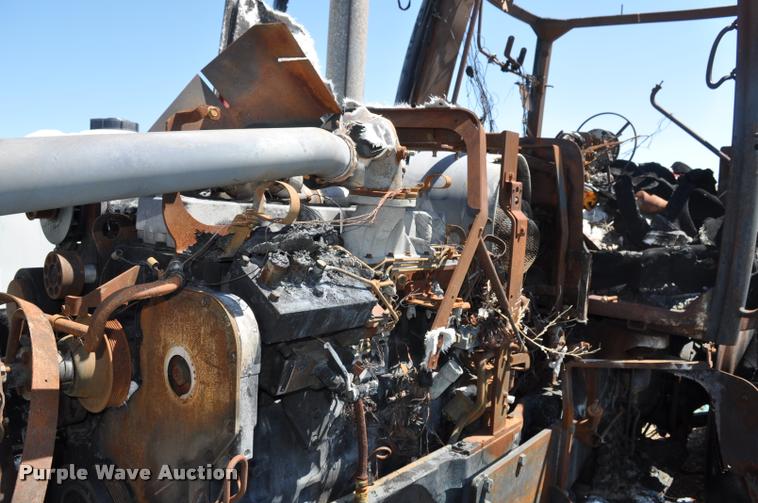 image for item DC6458 2003 Case IH MX285 MFWD tractor