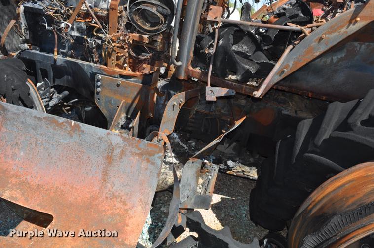 image for item DC6458 2003 Case IH MX285 MFWD tractor