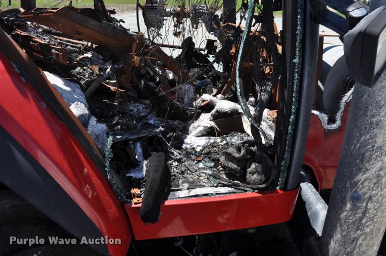 image for item DC6458 2003 Case IH MX285 MFWD tractor