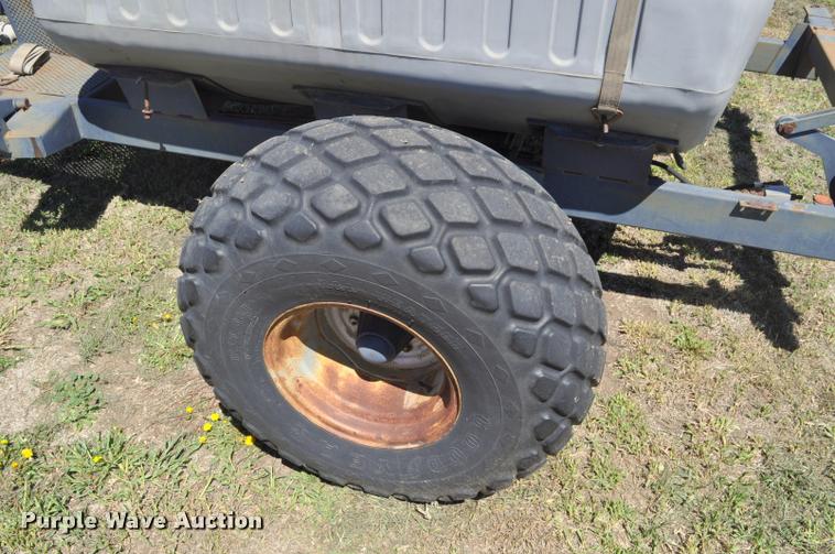 image for item DC6459 Flexi-Coil 62 ferilizer cart