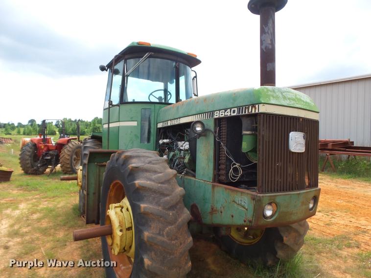 image for item DE9572 1980 John Deere 8640 4WD tractor