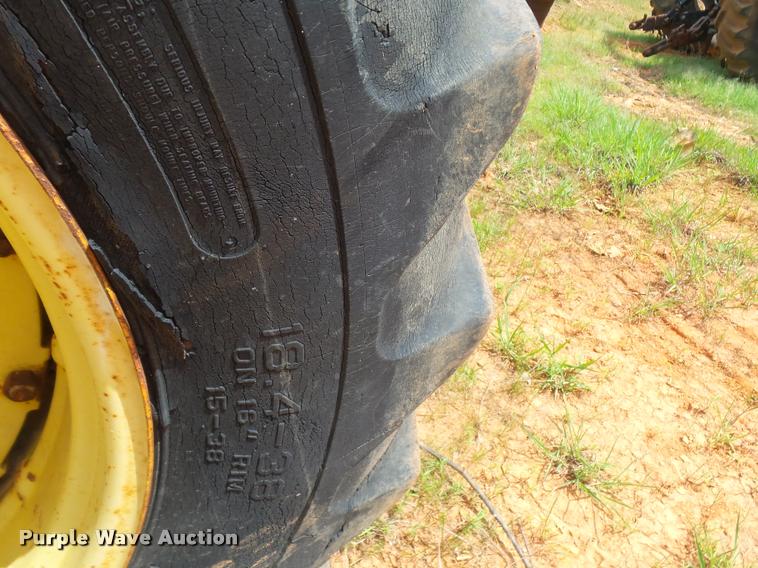 image for item DE9572 1980 John Deere 8640 4WD tractor