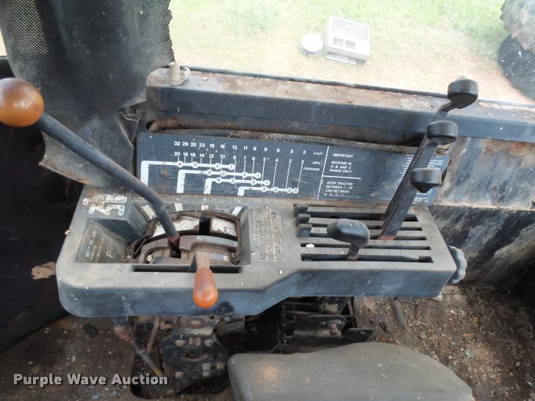 image for item DE9572 1980 John Deere 8640 4WD tractor