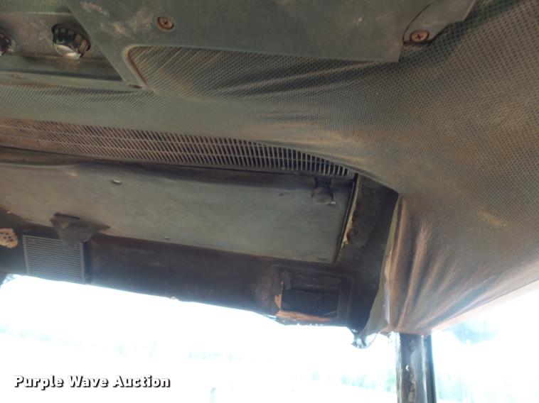 image for item DE9572 1980 John Deere 8640 4WD tractor