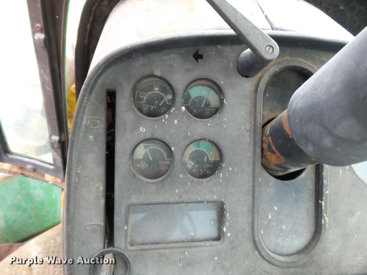 image for item DE9572 1980 John Deere 8640 4WD tractor