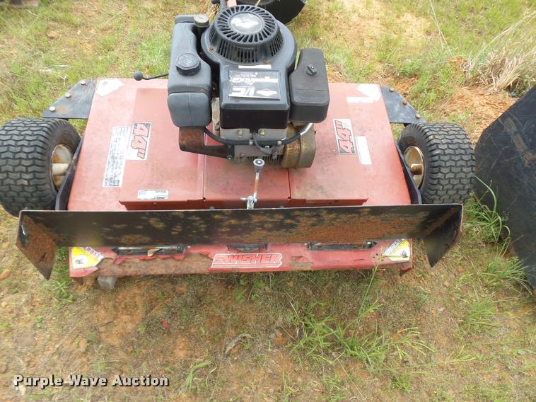 image for item DE9574 Swisher T11044 finish mower