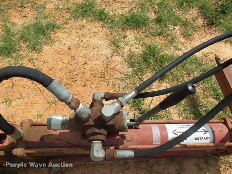 image for item DE9592 Bush Hog LS26A log splitter