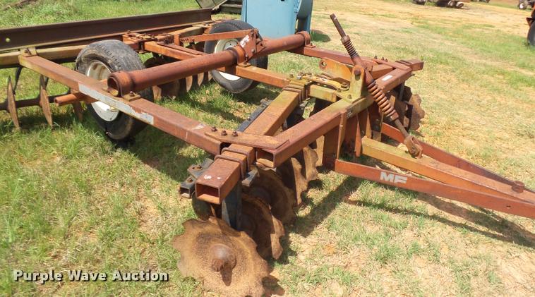 image for item DE9595 Massey-Ferguson 233 disk plow