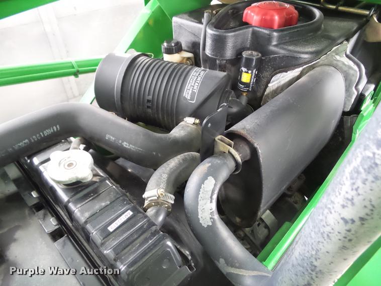 image for item DH9284 2000 John Deere 4200 MFWD tractor