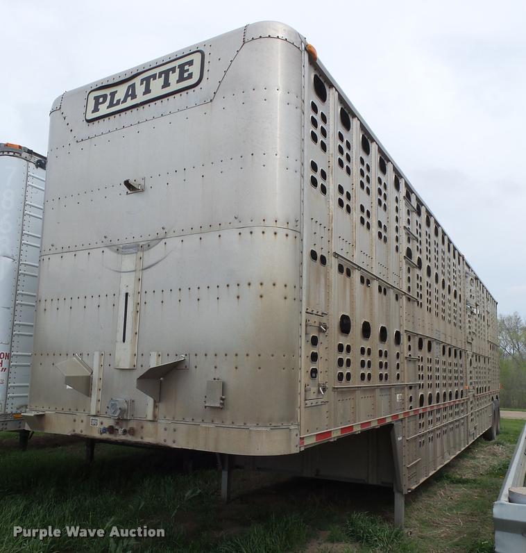 image for item DH9624 1992 Wilson POT48 livestock trailer