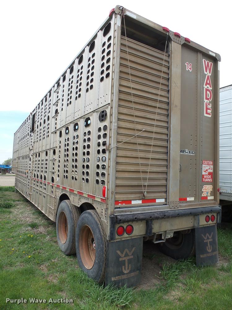 image for item DH9624 1992 Wilson POT48 livestock trailer