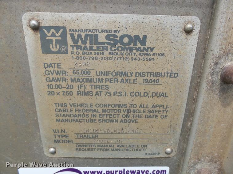 image for item DH9624 1992 Wilson POT48 livestock trailer