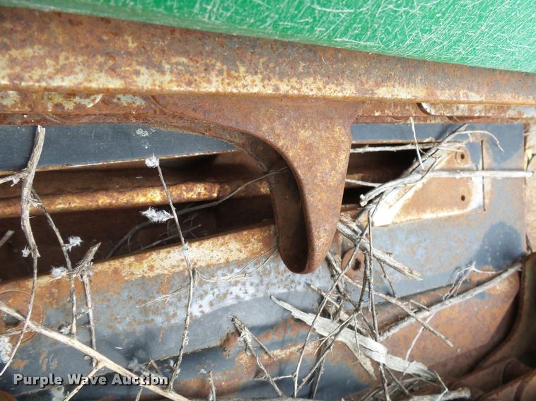 image for item DH9627 John Deere 1220 sunflower head