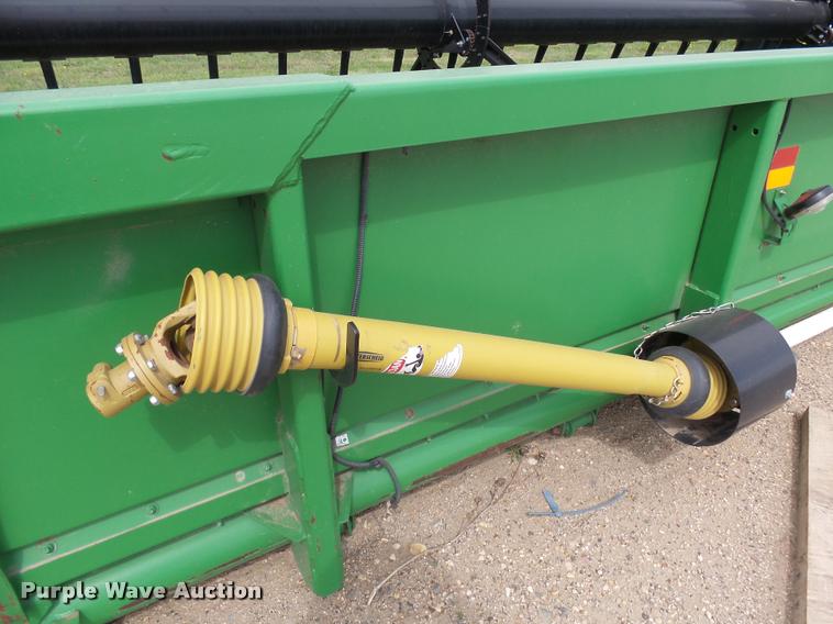 image for item DH9628 2004 John Deere 635F flex head