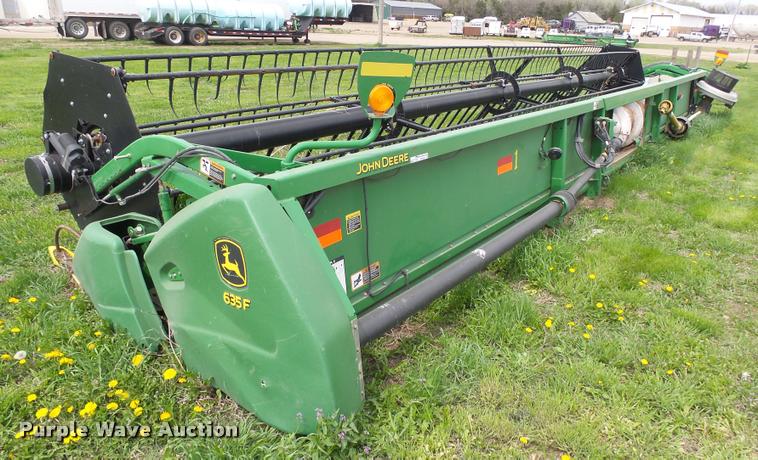 image for item DH9632 2008 John Deere 635F flex head