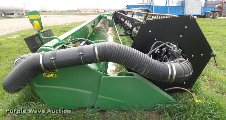 image for item DH9632 2008 John Deere 635F flex head