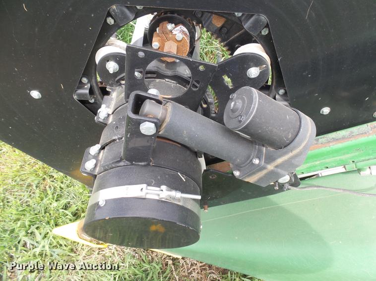 image for item DH9632 2008 John Deere 635F flex head