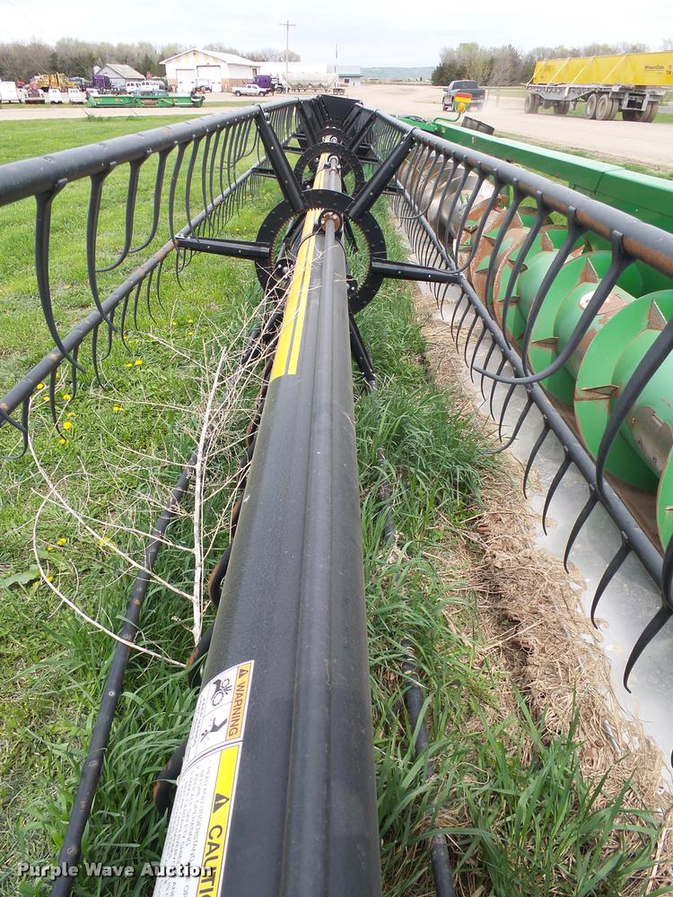 image for item DH9632 2008 John Deere 635F flex head