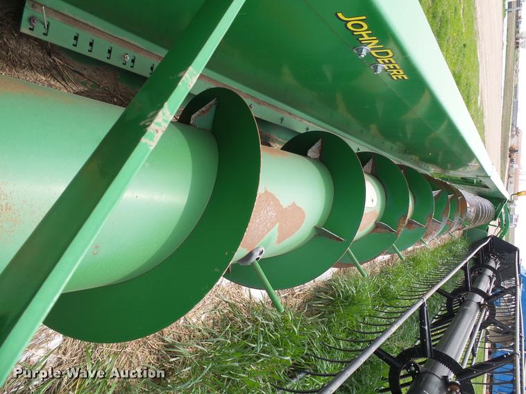 image for item DH9632 2008 John Deere 635F flex head