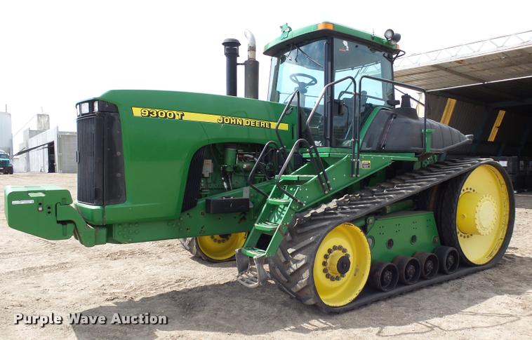 image for item DH9636 2000 John Deere 9300T tractor
