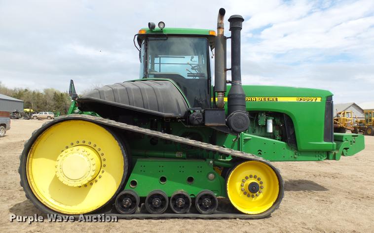 image for item DH9636 2000 John Deere 9300T tractor