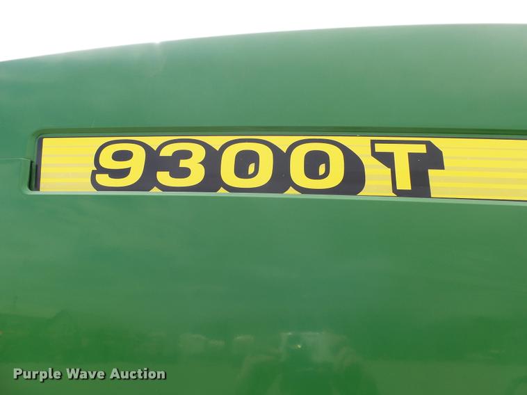 image for item DH9636 2000 John Deere 9300T tractor