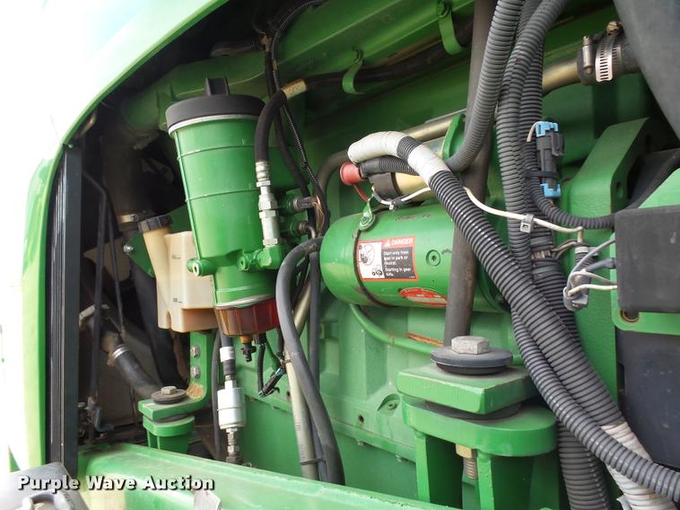 image for item DH9636 2000 John Deere 9300T tractor