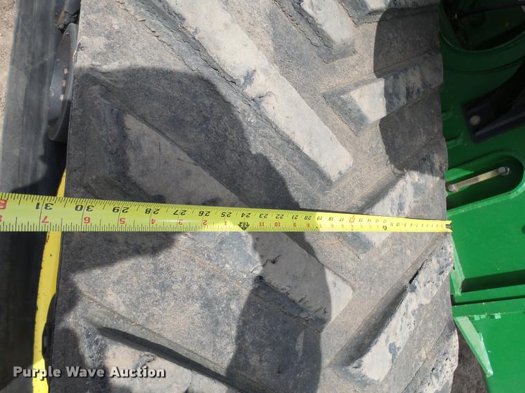 image for item DH9636 2000 John Deere 9300T tractor