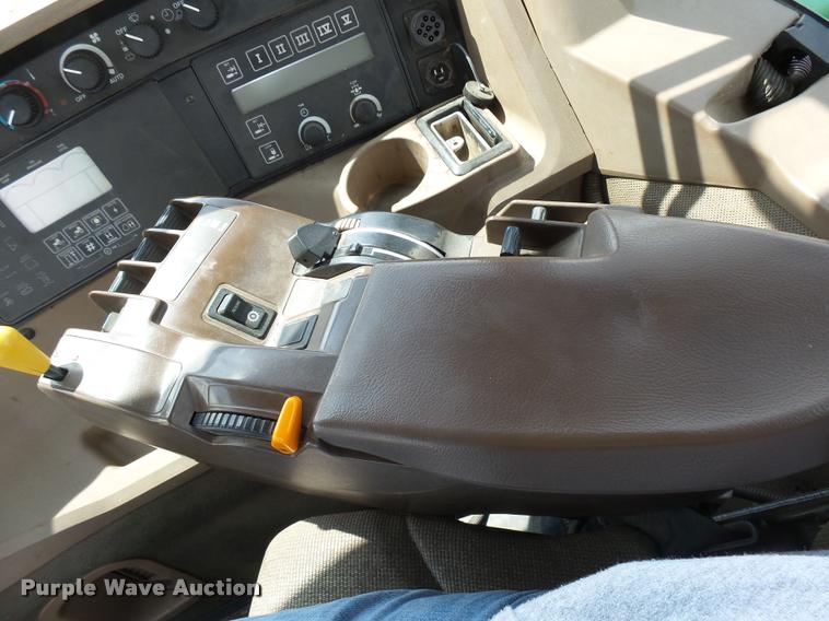 image for item DH9636 2000 John Deere 9300T tractor