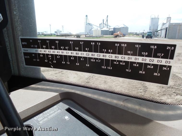 image for item DH9636 2000 John Deere 9300T tractor