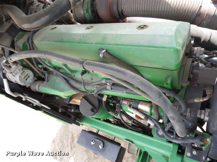 image for item DH9636 2000 John Deere 9300T tractor