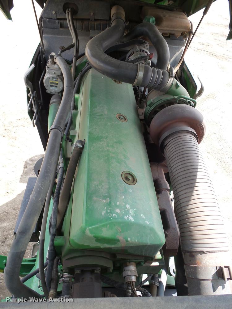 image for item DH9636 2000 John Deere 9300T tractor