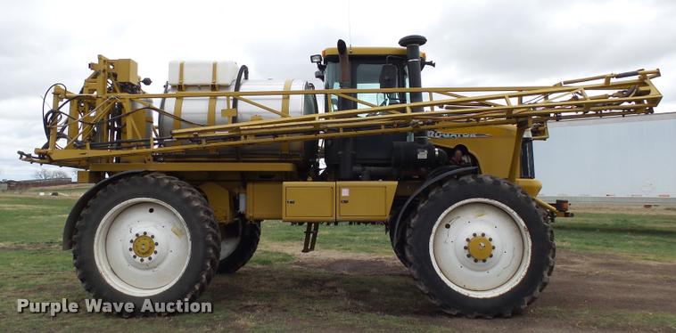 image for item DH9637 2001 Ag-Chem RoGator 1254 self-propelled applicator
