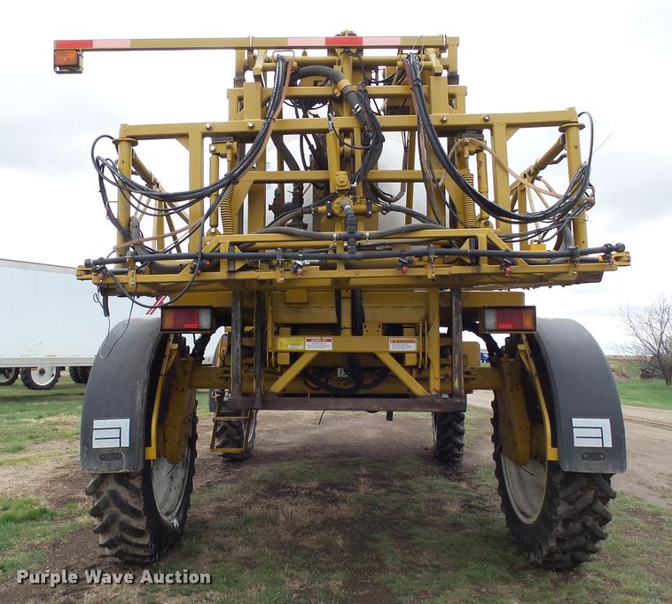 image for item DH9637 2001 Ag-Chem RoGator 1254 self-propelled applicator